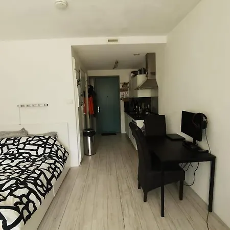 Studio In Amsterdam-west * Амстердам